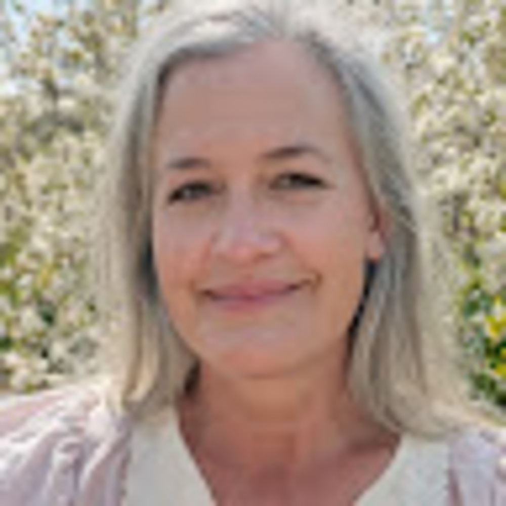 Meet your Posher, Linda